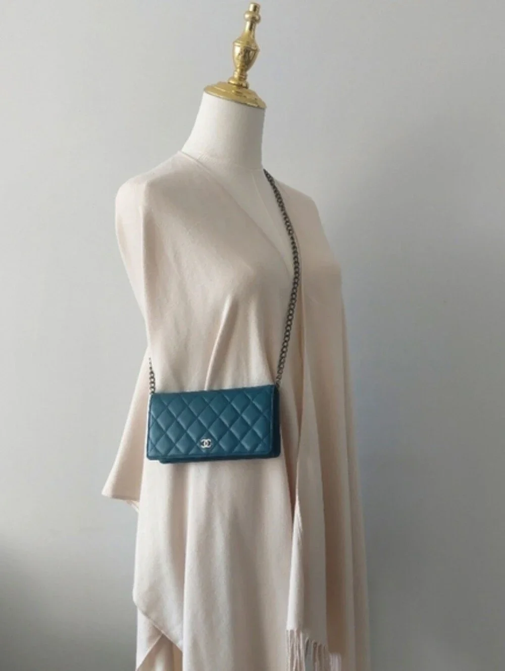 💙CHANEL Authentic Blue Dusk Leather Clutch/Wallet💙